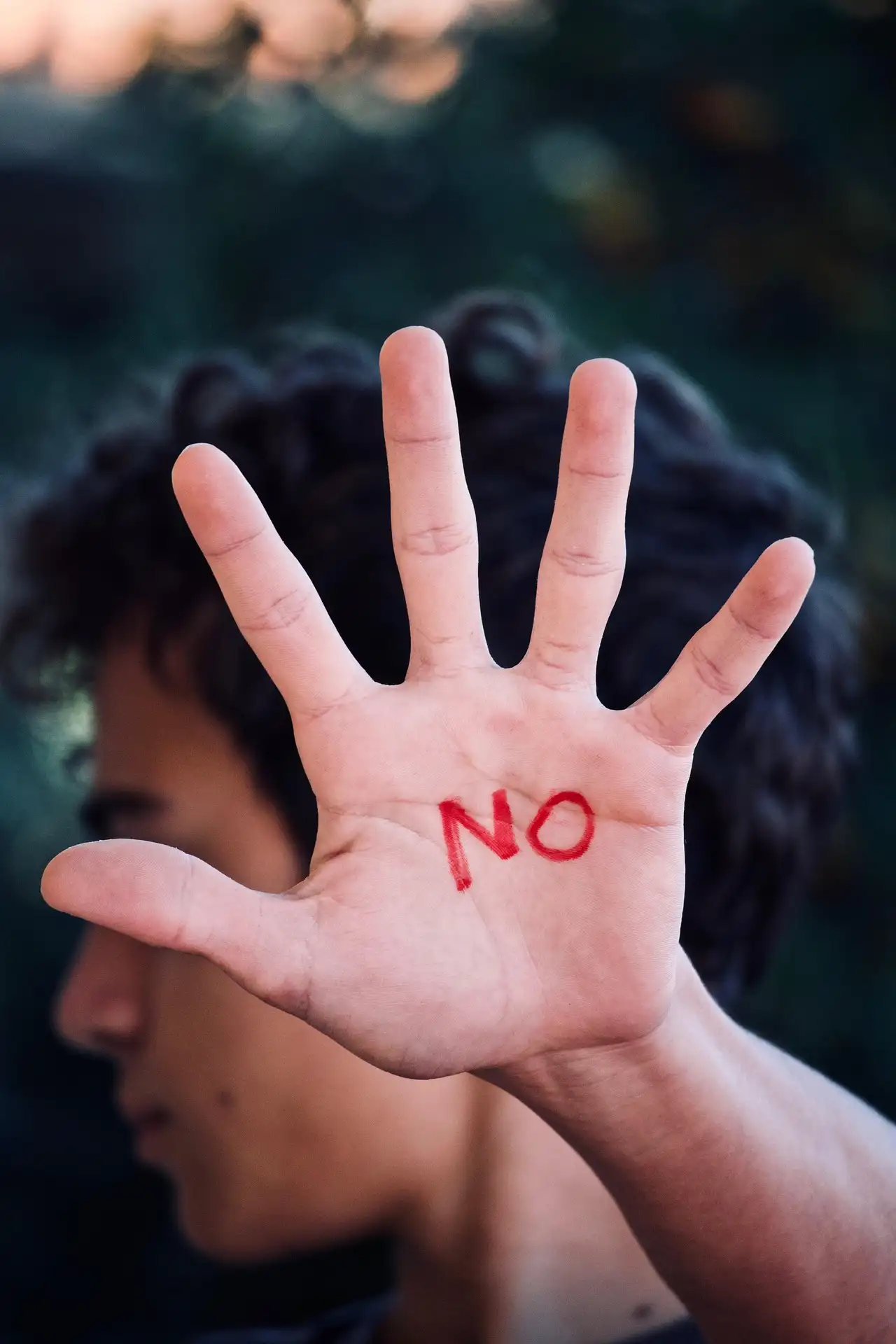 A Raiz do Pecado: Um Coração Surdo a Deus