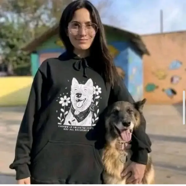 tutora com o c&atilde;ozinho que foi salvo