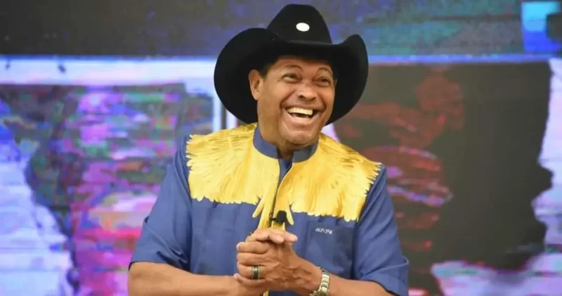 Transferência de jatinho levanta suspeitas sobre possível uso de laranja por Valdemiro Santiago