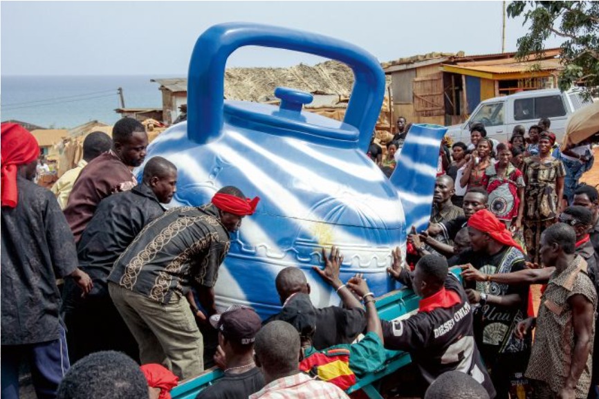 caixao em formato de bule